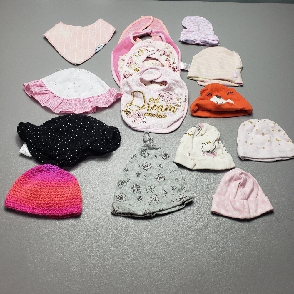 baby girls hat and bib bundle of 16 sizes range from 0-12 months